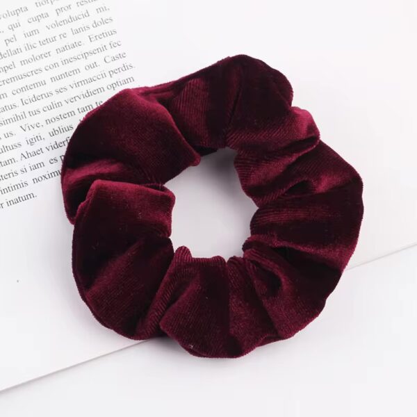 Noma Velvet Scrunchie (Cherry)