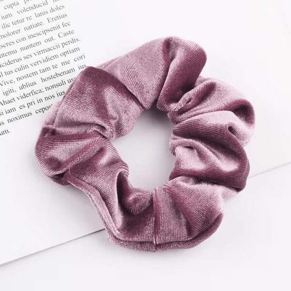 Noma Velvet Scrunchie (Violet)